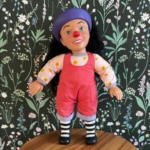 VINTAGE 2002 Loonette 18" Plush & Vinyl Doll Big Comfy Couch Y2K
